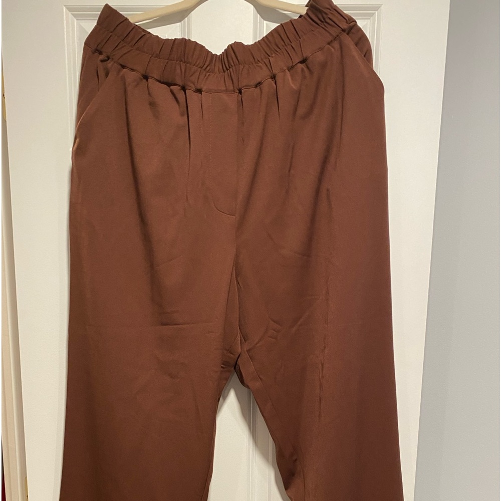 NWOT Universal Standard pull on pant, small (14/16) long inseam